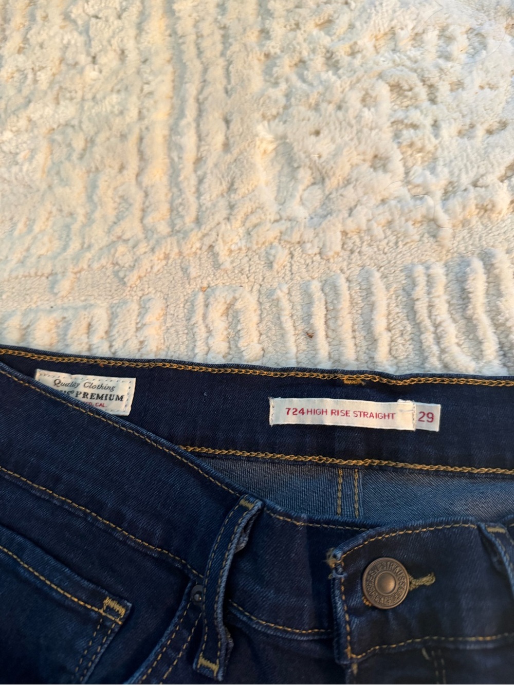 Levi’s 724 High Rise Dark Blue Straight-Leg Jeans - Picture 2 of 4